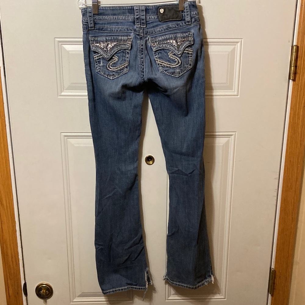 Silver‎ Women's Blue Jeans with Embellished Pockets 26